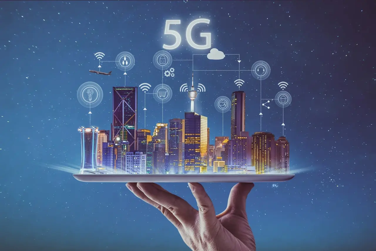 5G connection in hand